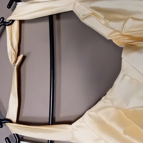 David's Bridal Canary Yellow Halter Dress Size 14 NWT - Picture 5 of 11